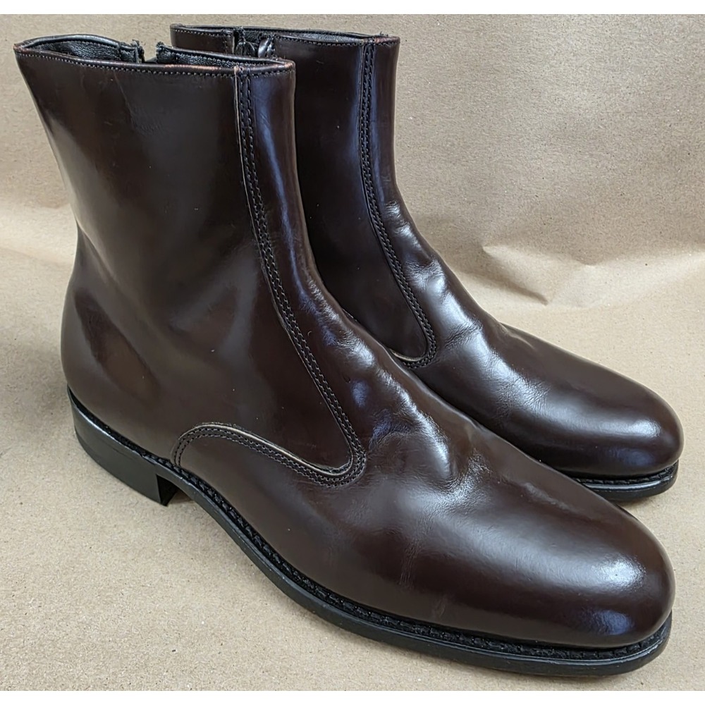 Vintage (Sz 10 D) USA Made 1970's, 80's Towncraft Leather Boots Burgundy Zip